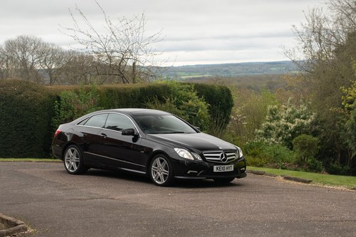 2010 Mercedes-Benz E350 CDI Sport AMG Package Te koop (foto 4 van 132)