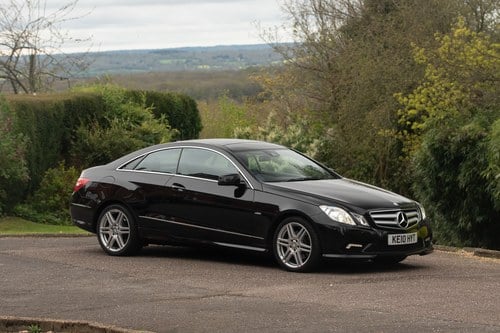 2010 Mercedes-Benz E350 CDI Sport AMG Package Te koop (foto 6 van 132)