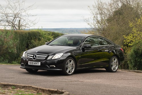 2010 Mercedes-Benz E350 CDI Sport AMG Package Te koop (foto 13 van 132)
