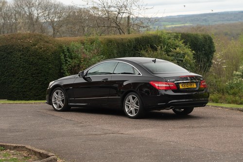 2010 Mercedes-Benz E350 CDI Sport AMG Package Te koop (foto 16 van 132)