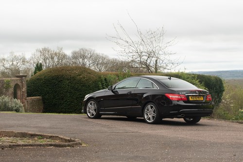 2010 Mercedes-Benz E350 CDI Sport AMG Package Te koop (foto 18 van 132)