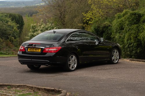 2010 Mercedes-Benz E350 CDI Sport AMG Package Te koop (foto 25 van 132)