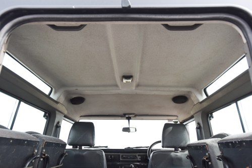 1996 Land Rover Defender 90 à venda (imagem 70 de 164)