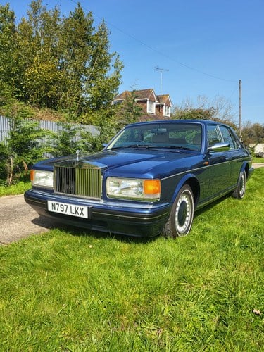 1995 Rolls-Royce Silver Spirit IV till salu (bild 2 av 75)