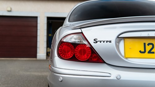 2002 Jaguar S-Type R For Sale (picture 21 of 179)