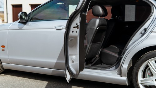 2002 Jaguar S-Type R For Sale (picture 126 of 179)