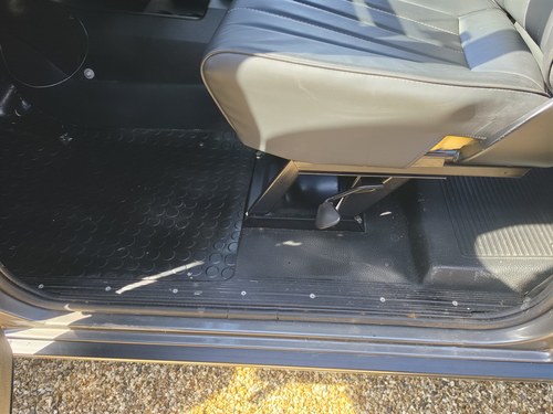 1984 Mercedes G-Wagen 250 GD till salu (bild 61 av 132)