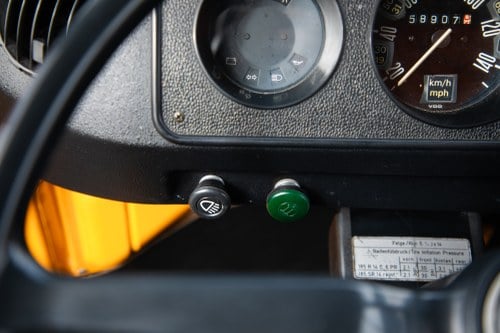 1977 Volkswagen Type 2 Bay Window Camper Conversion 2.0-litre till salu (bild 38 av 163)