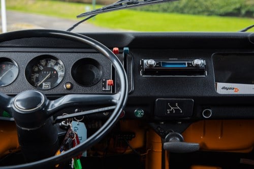 1977 Volkswagen Type 2 Bay Window Camper Conversion 2.0-litre till salu (bild 84 av 163)