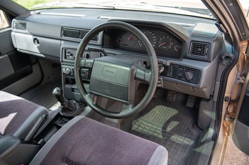 1996 Volvo 940 2.3LPT SE Estate For Sale (picture 19 of 140)