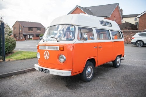 1973 Volkswagen Type 2 Bay Window Camper Te koop (foto 1 van 165)