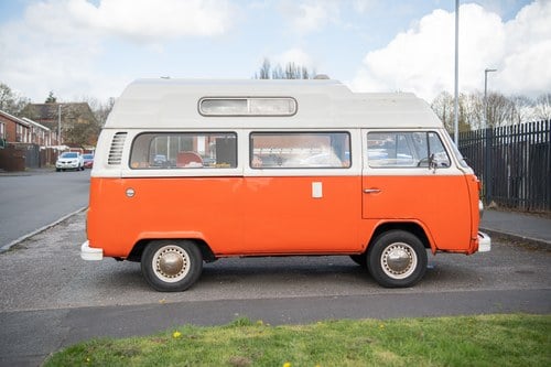 1973 Volkswagen Type 2 Bay Window Camper Te koop (foto 8 van 165)