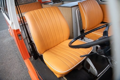 1973 Volkswagen Type 2 Bay Window Camper Te koop (foto 25 van 165)