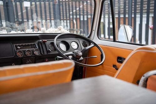 1973 Volkswagen Type 2 Bay Window Camper Te koop (foto 46 van 165)