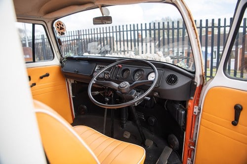 1973 Volkswagen Type 2 Bay Window Camper Te koop (foto 55 van 165)