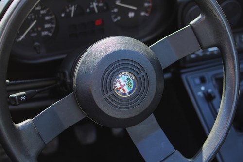 1987 Alfa Romeo Spider Series 3 2L zum Verkauf (Bild 23 von 70)