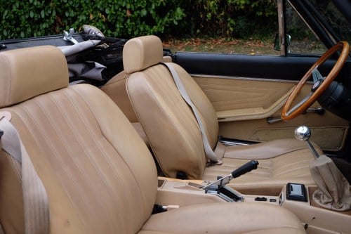 1981 Fiat 124 Spider 2000 till salu (bild 14 av 76)
