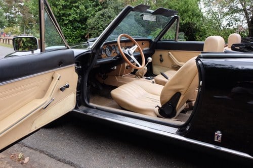1981 Fiat 124 Spider 2000 till salu (bild 15 av 76)