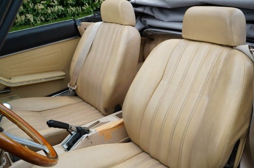 1981 Fiat 124 Spider 2000 till salu (bild 31 av 76)