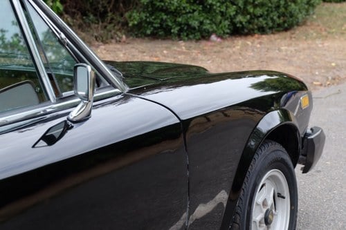 1981 Fiat 124 Spider 2000 till salu (bild 39 av 76)