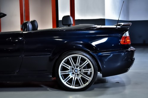 2003 BMW (E46) M3 Convertible 3,2L “Manual w O/D” zum Verkauf (Bild 76 von 96)