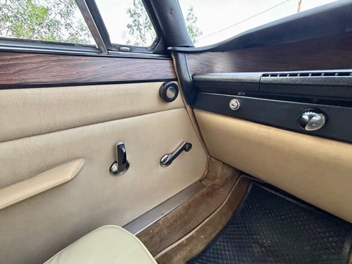 1973 Rover P6 2000 Manual à venda (imagem 73 de 159)