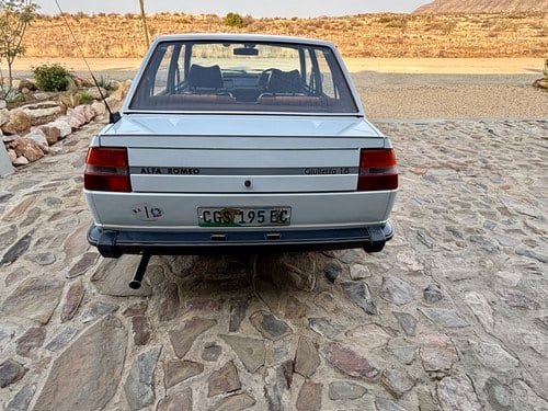 1980 Alfa Romeo Giulietta 1800 Lusso For Sale (picture 9 of 161)