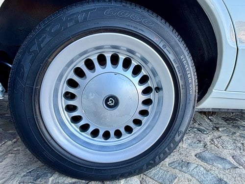 1990 Daimler XJ40 4.0 Auto For Sale (picture 38 of 166)