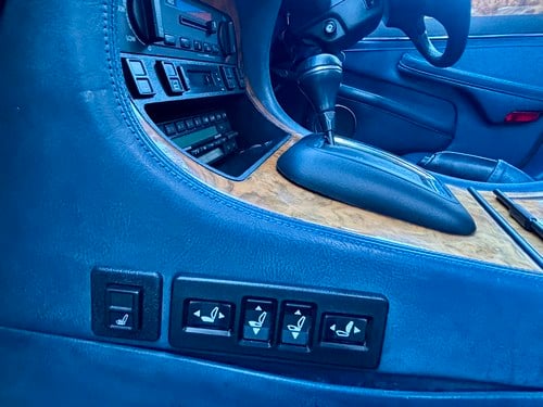 1990 Daimler XJ40 4.0 Auto For Sale (picture 70 of 166)