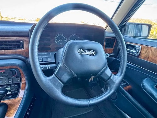 1990 Daimler XJ40 4.0 Auto For Sale (picture 76 of 166)
