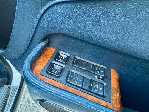 1990 Daimler XJ40 4.0 Auto For Sale (picture 84 of 166)