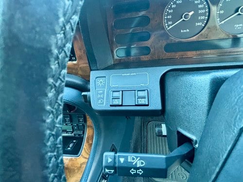 1990 Daimler XJ40 4.0 Auto For Sale (picture 93 of 166)