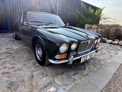 1971 Jaguar XJ6 MK1 4.2 MOD For Sale (picture 4 of 146)