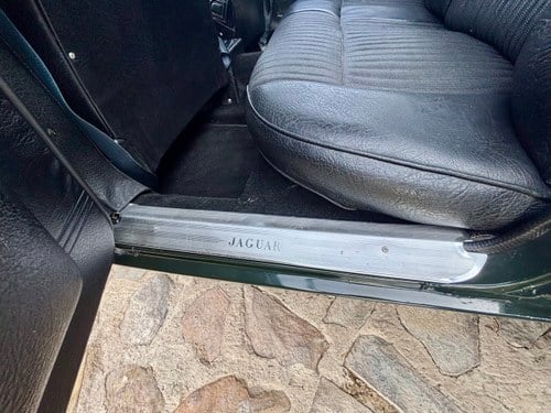 1971 Jaguar XJ6 MK1 4.2 MOD For Sale (picture 35 of 146)