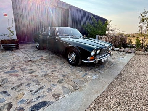 1971 Jaguar XJ6 MK1 4.2 MOD For Sale (picture 3 of 146)