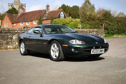1998 Jaguar XK8 Coupé X100 till salu (bild 1 av 240)