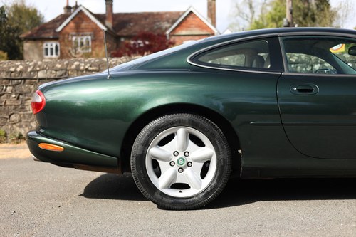 1998 Jaguar XK8 Coupé X100 till salu (bild 139 av 240)