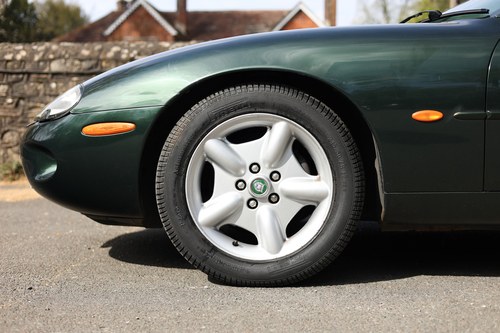 1998 Jaguar XK8 Coupé X100 till salu (bild 15 av 240)
