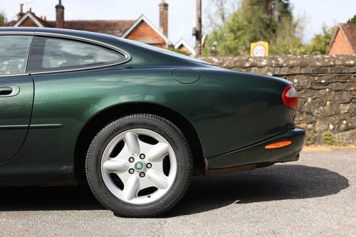 1998 Jaguar XK8 Coupé X100 till salu (bild 154 av 240)