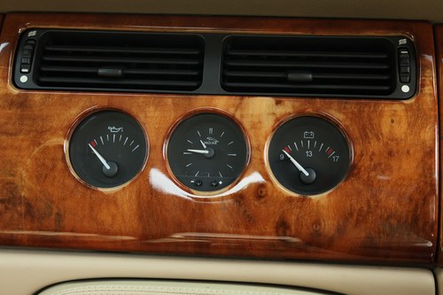 1998 Jaguar XK8 Coupé X100 till salu (bild 48 av 240)