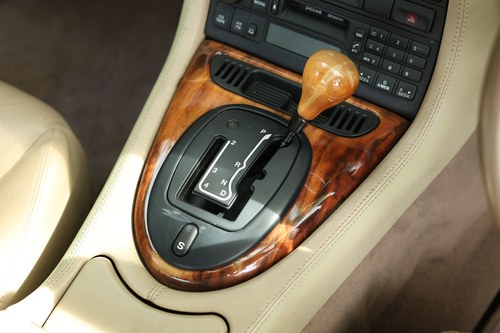 1998 Jaguar XK8 Coupé X100 till salu (bild 51 av 240)