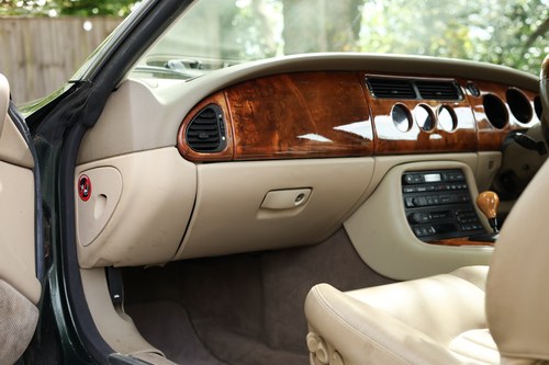 1998 Jaguar XK8 Coupé X100 till salu (bild 64 av 240)