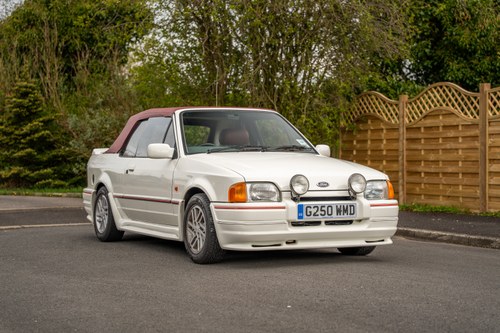 1989 Ford Escort 1.6 Cabriolet till salu (bild 13 av 149)
