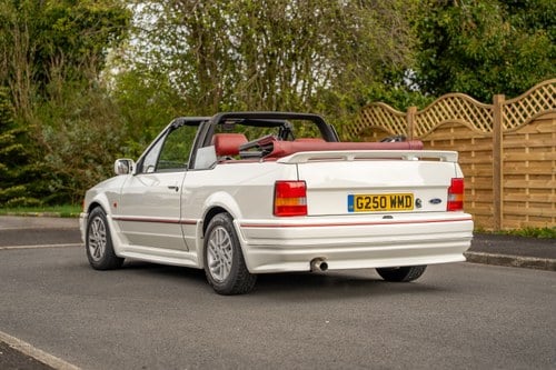 1989 Ford Escort 1.6 Cabriolet till salu (bild 9 av 149)