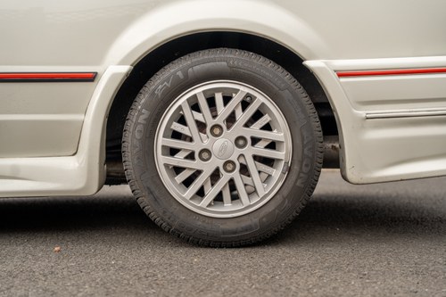 1989 Ford Escort 1.6 Cabriolet till salu (bild 19 av 149)