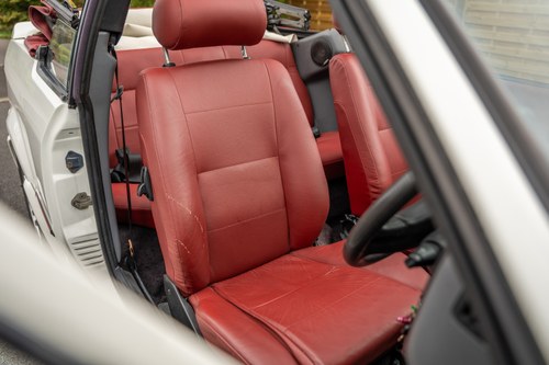 1989 Ford Escort 1.6 Cabriolet till salu (bild 29 av 149)
