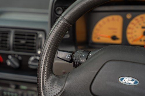 1989 Ford Escort 1.6 Cabriolet till salu (bild 46 av 149)