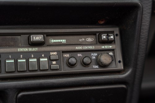1989 Ford Escort 1.6 Cabriolet till salu (bild 54 av 149)