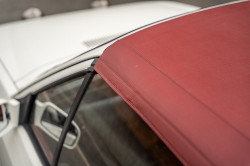 1989 Ford Escort 1.6 Cabriolet till salu (bild 88 av 149)