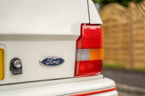 1989 Ford Escort 1.6 Cabriolet till salu (bild 90 av 149)